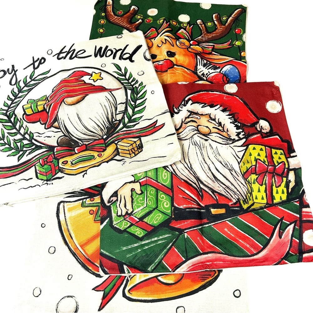 NEW Lot Of 4 17x17 Christmas Holiday Throw Pillow Cases Santa Reindeer Red #1989